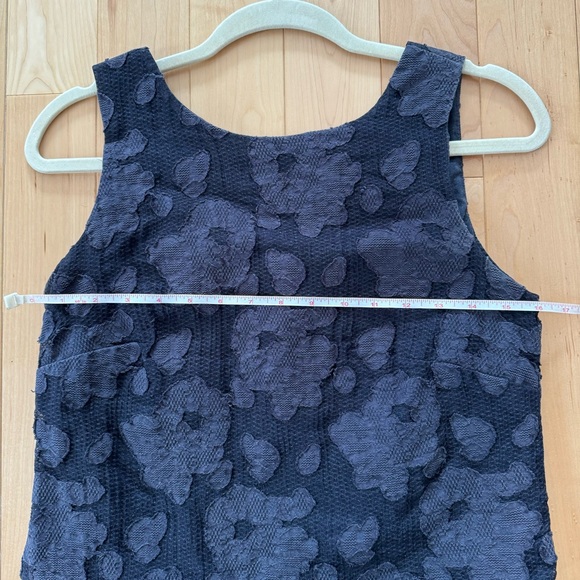 Lace sleeveless blouse - Next size 4 - Picture 2 of 6